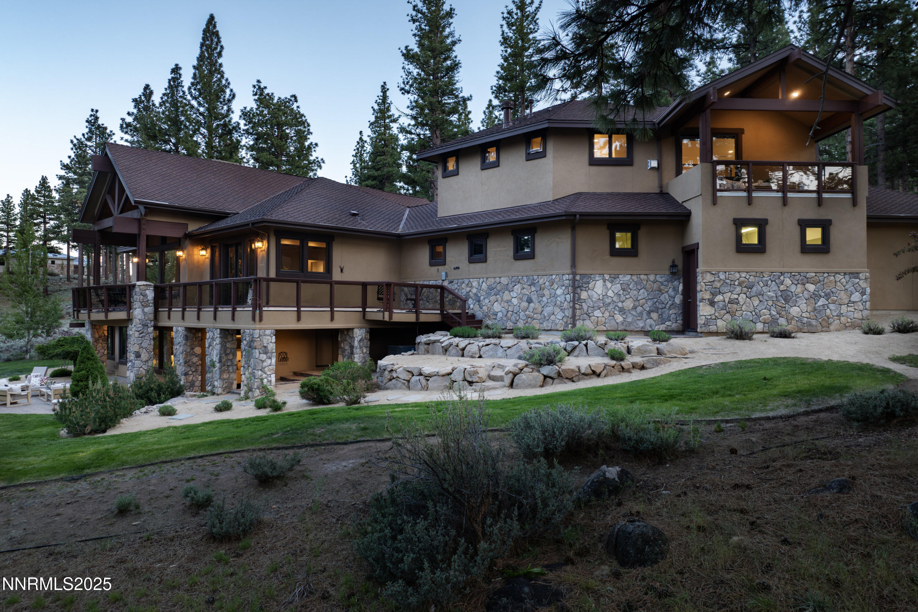 041_2-235-timbercreek-ct_701