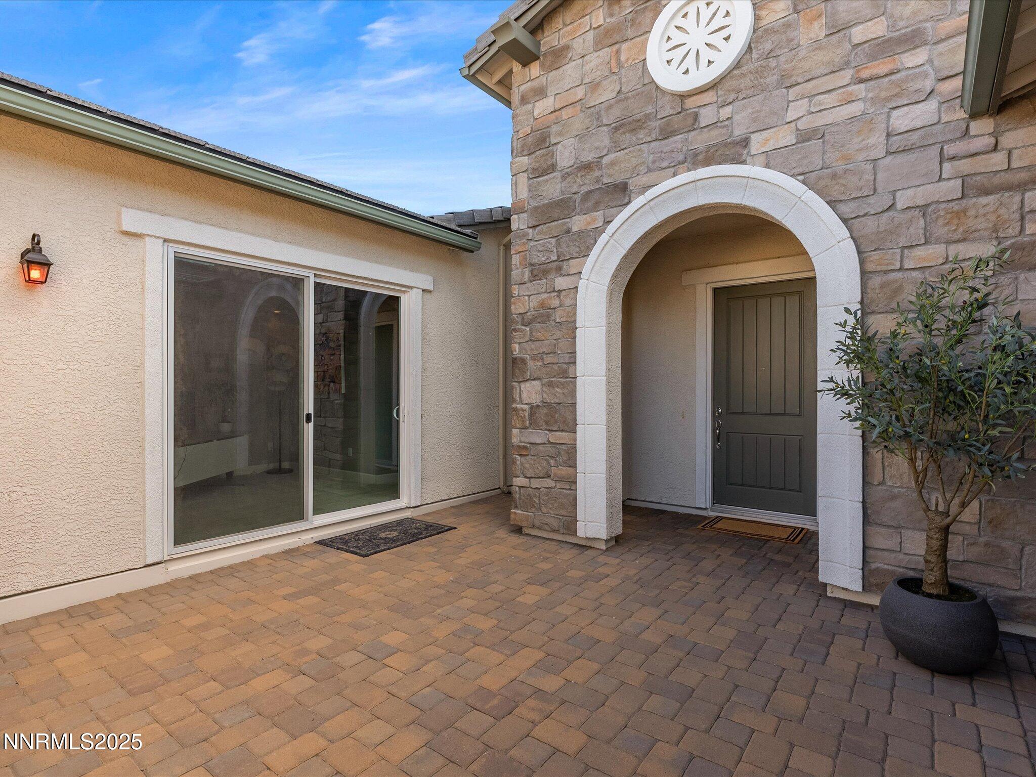 08-2348 Stonerise-107