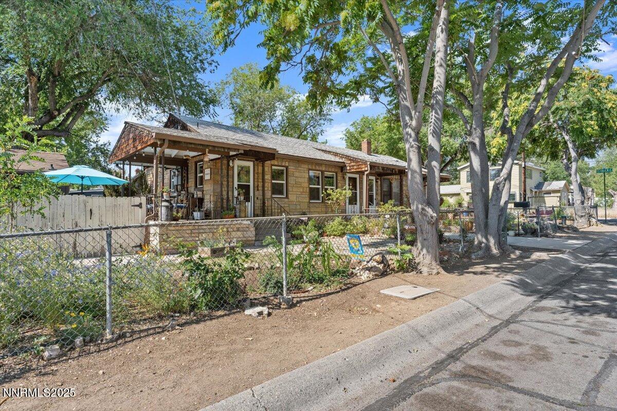 02-504 and 506 Modoc Street Reno NV 8950