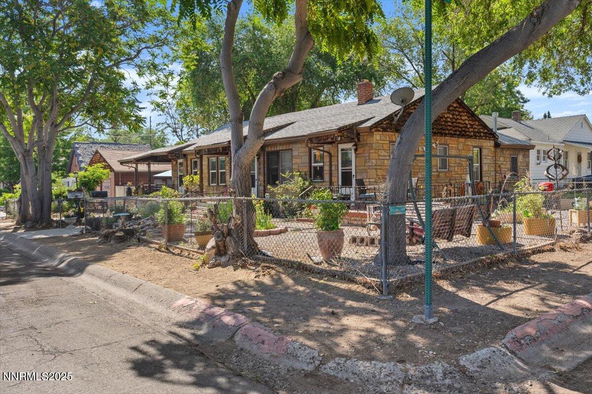 04-504 and 506 Modoc Street Reno NV 8950