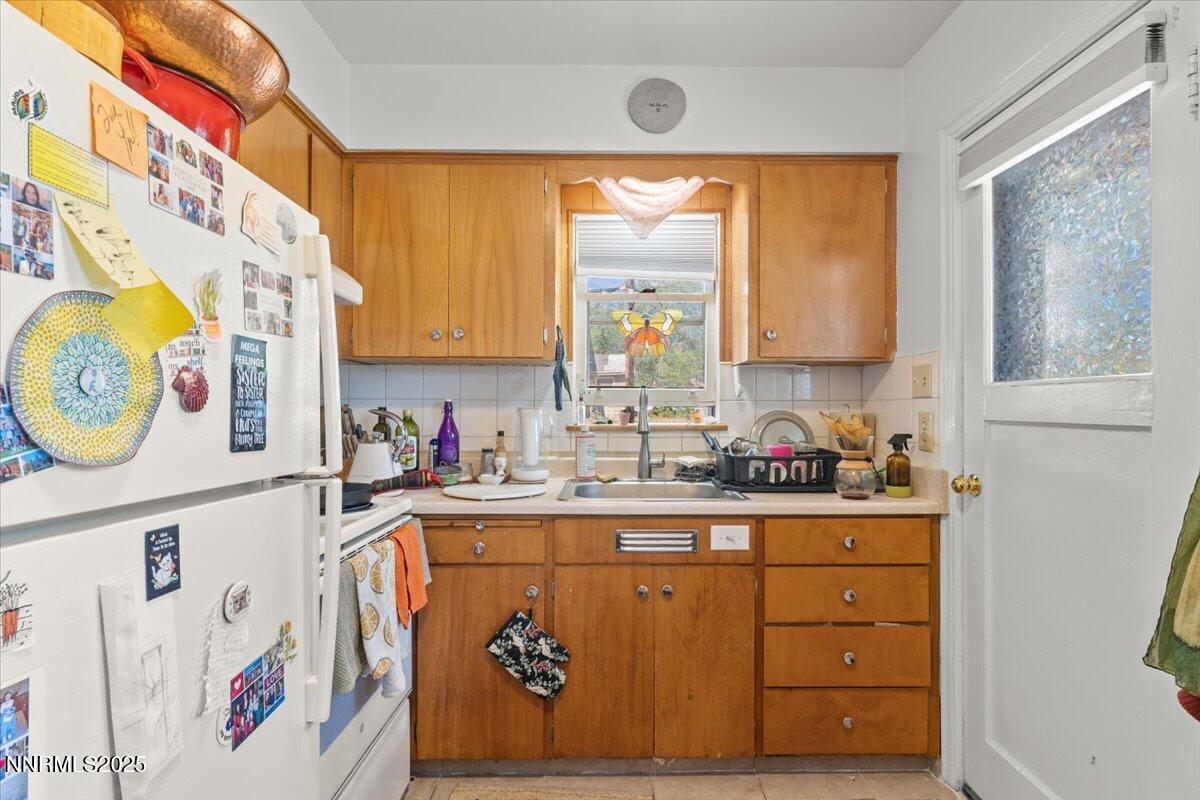 11-504 and 506 Modoc Street Reno NV 8950