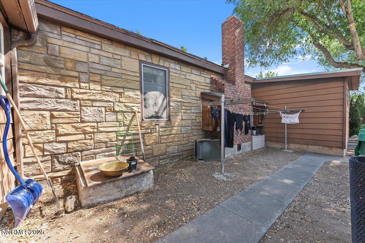 27-504 and 506 Modoc Street Reno NV 8950