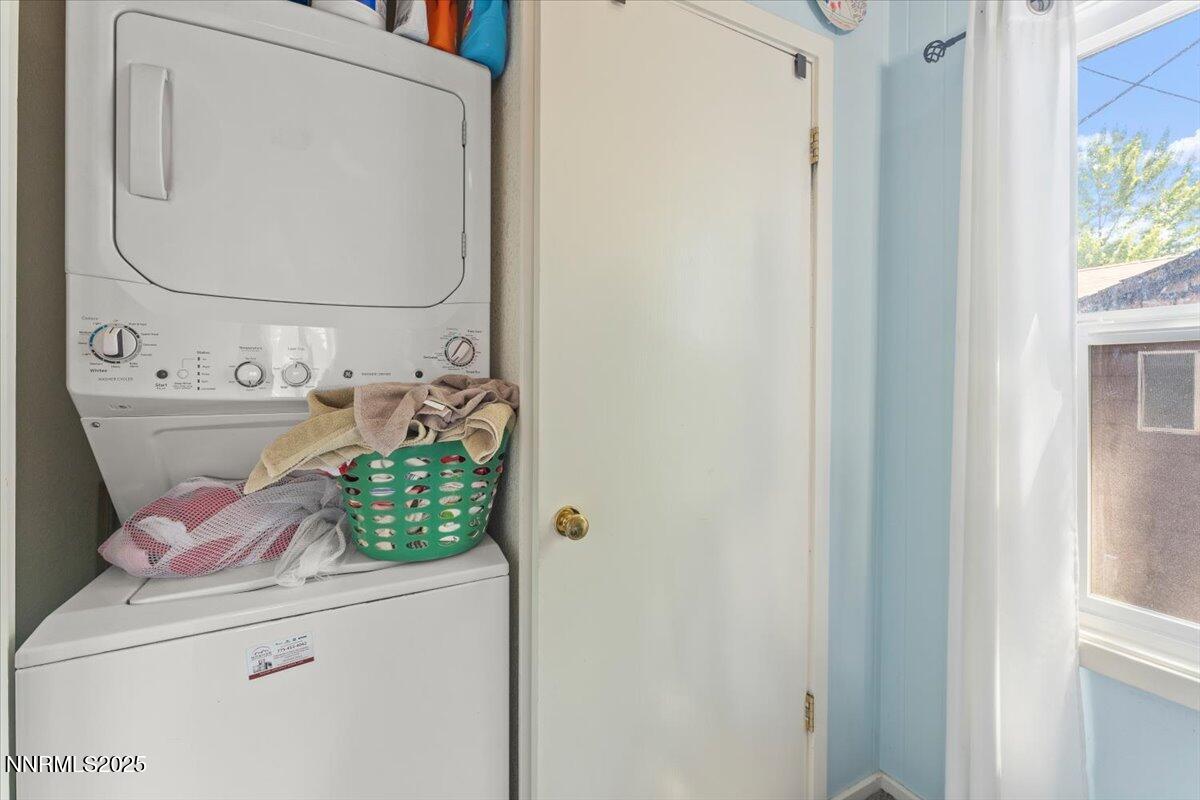 41-504 and 506 Modoc Street Reno NV 8950