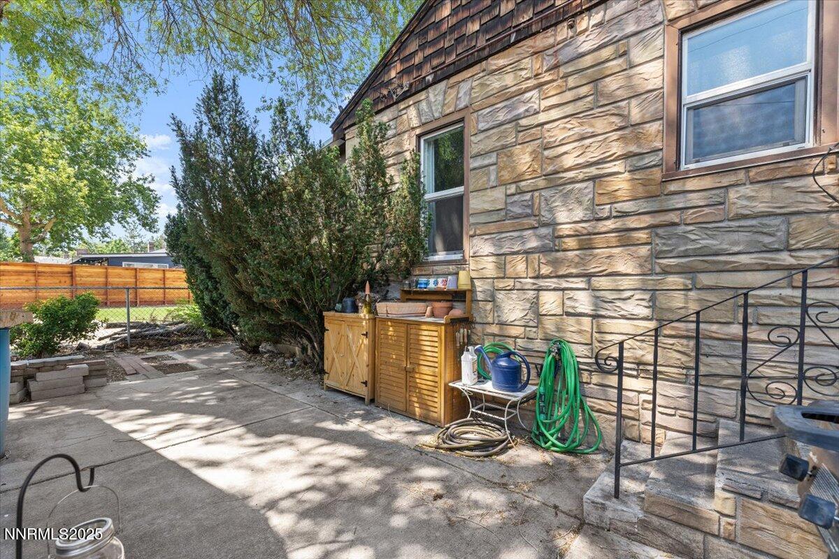 49-504 and 506 Modoc Street Reno NV 8950