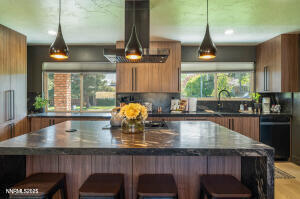 20250801194855721570000000