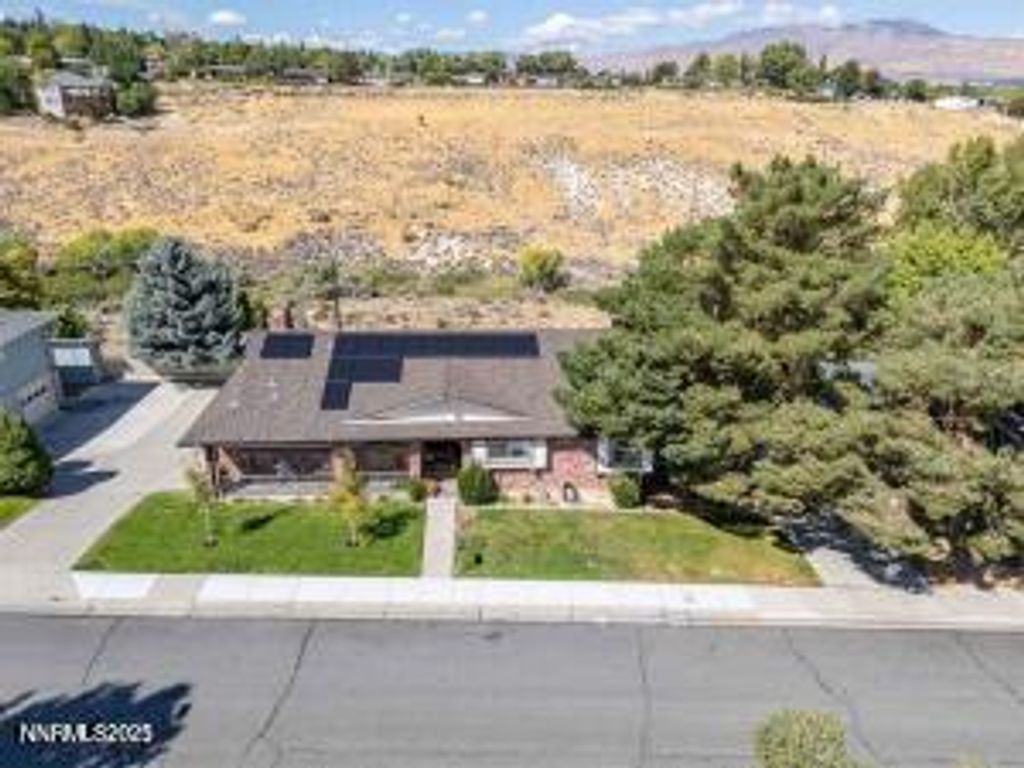Photo of 2301 Solari Drive, Reno, NV 89509 (MLS # 260000394)