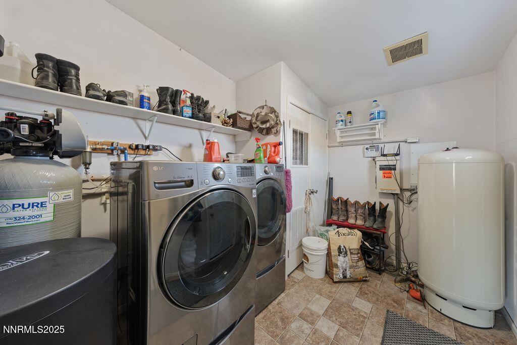 300 crossover laundry room