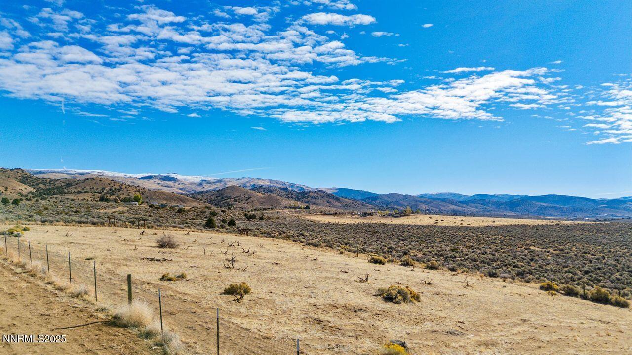 300 Crossover - Corral view