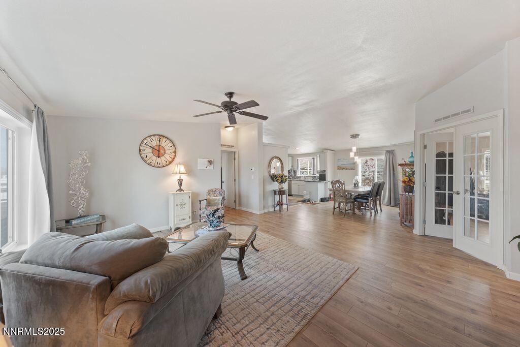 300 Crossover formal living to dining ro