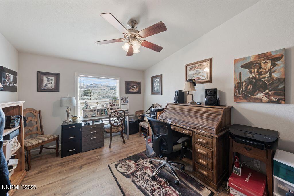 300 crossover office