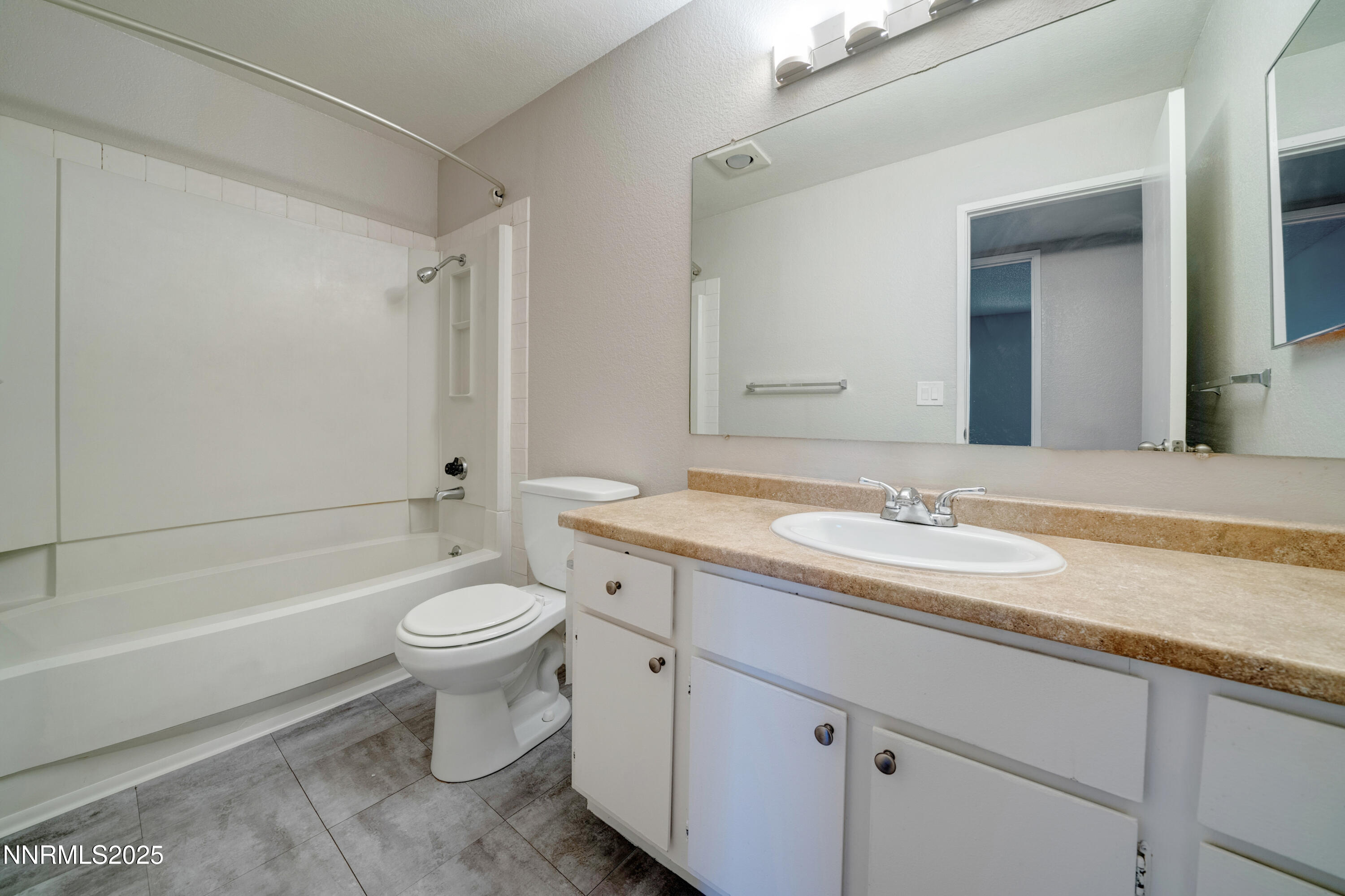 555 East Patriot, Unit 276-11-Edit