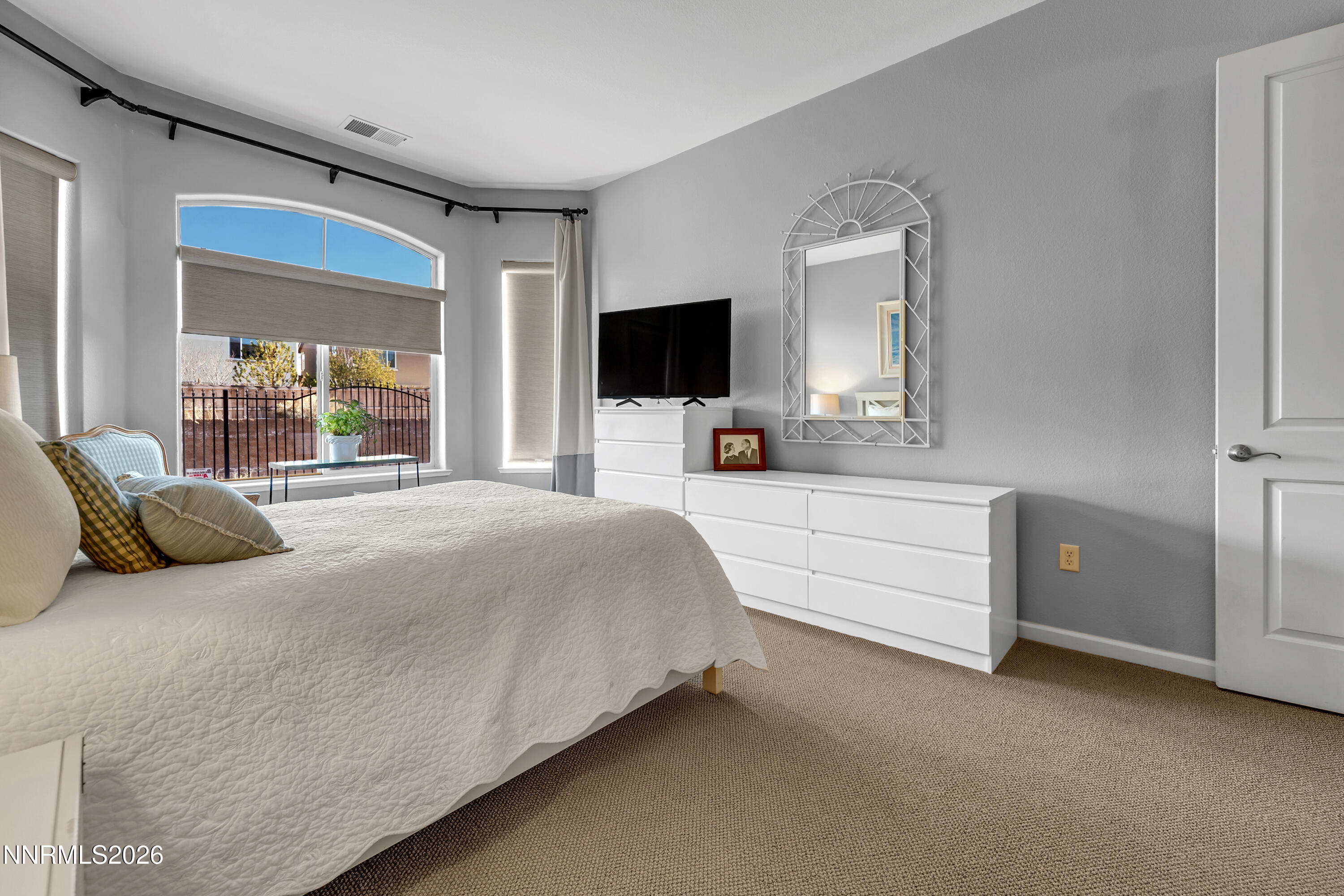 WilburMay9900_3101-025