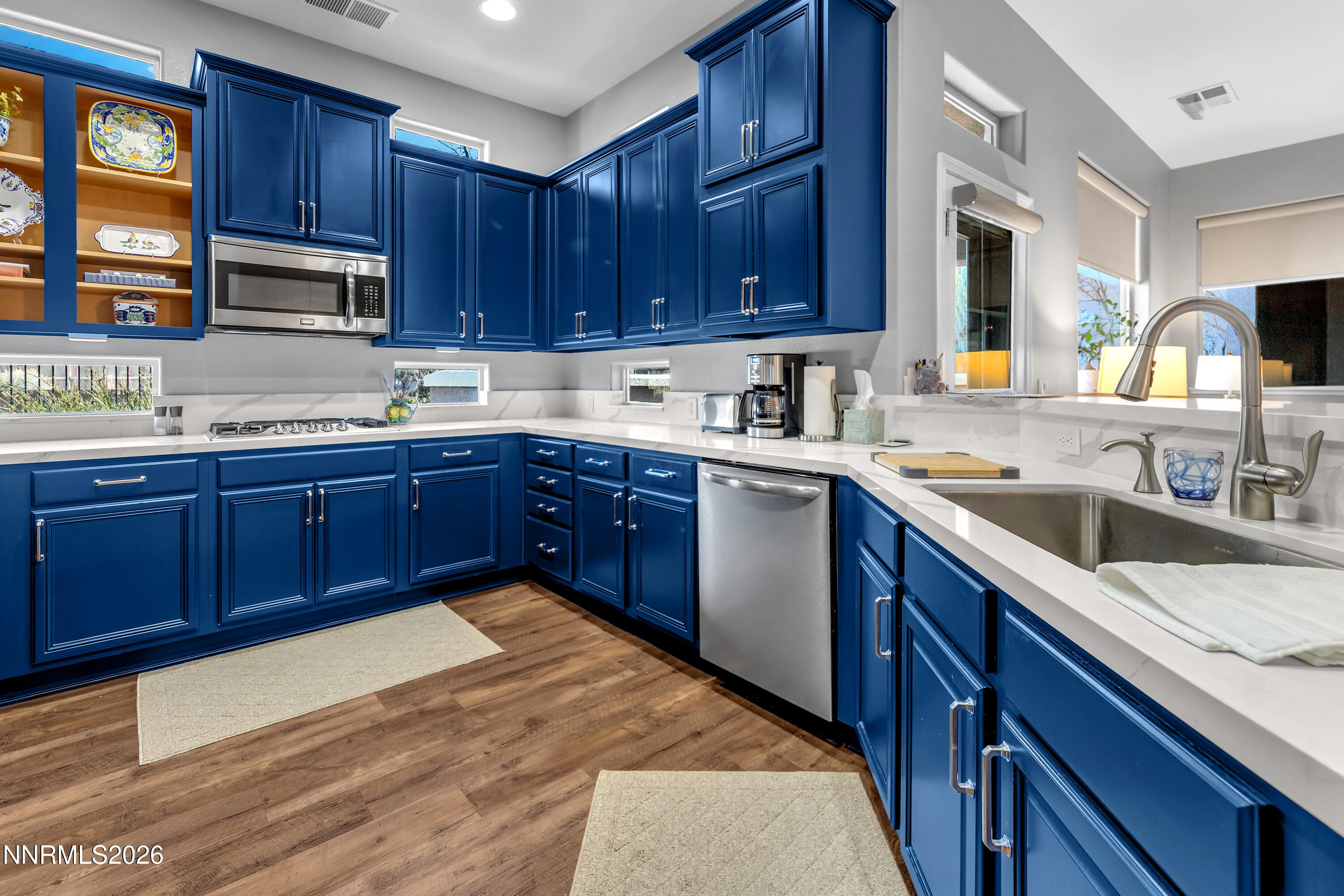 WilburMay9900_3101-012