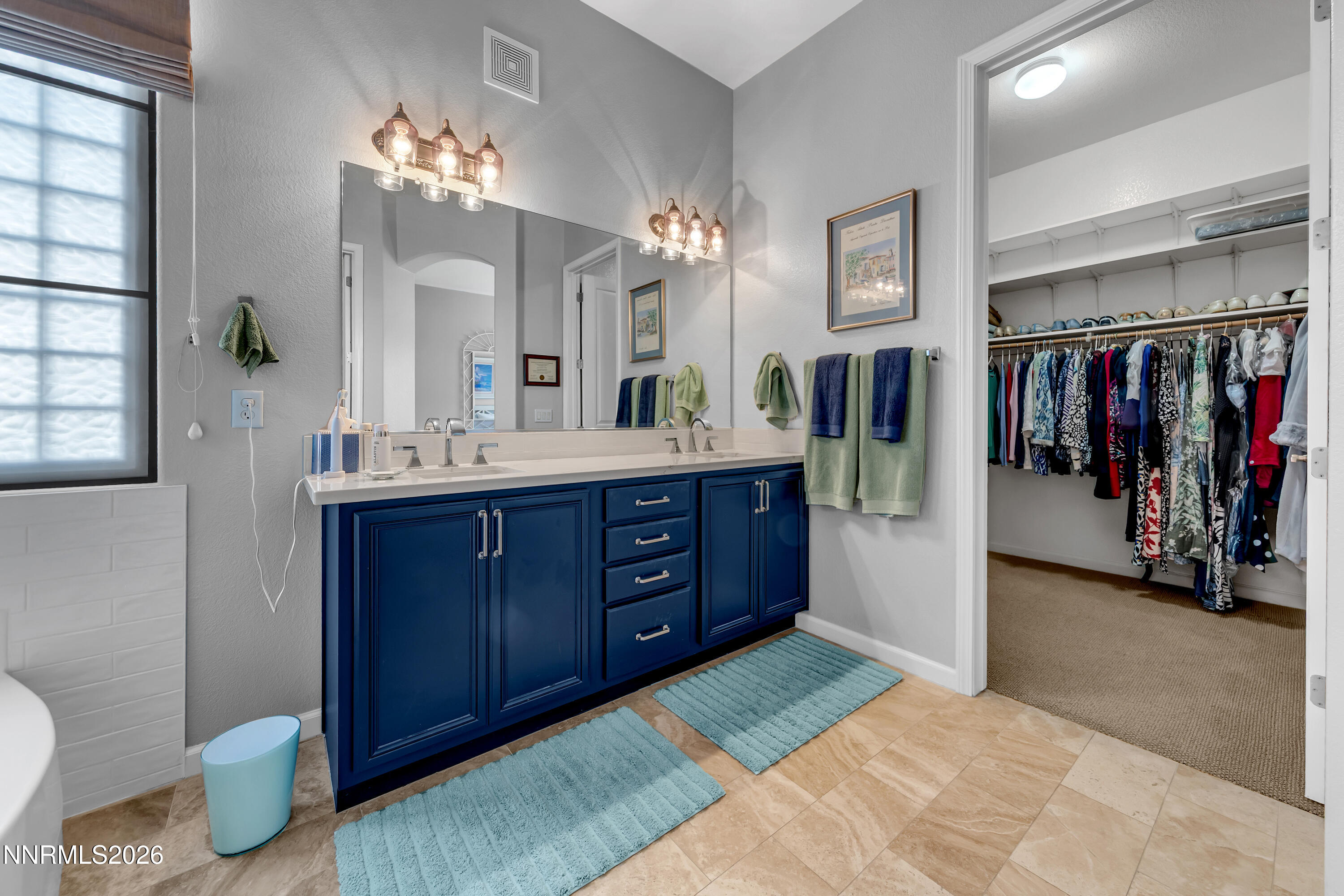 WilburMay9900_3101-026