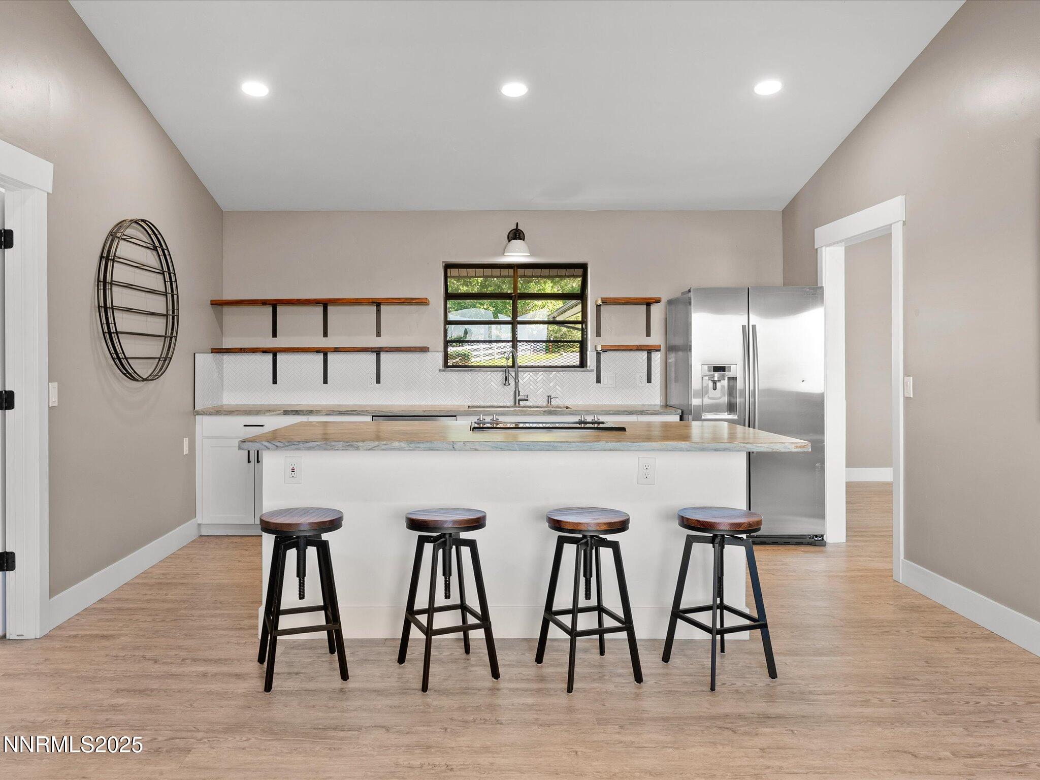 11-228 Beverly Way-110