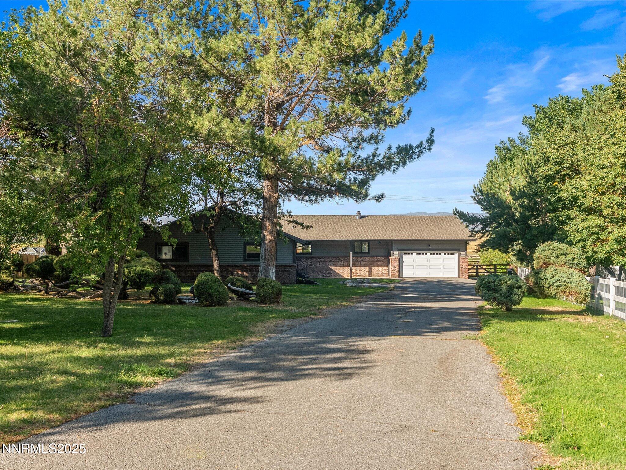 01-228 Beverly Way-104