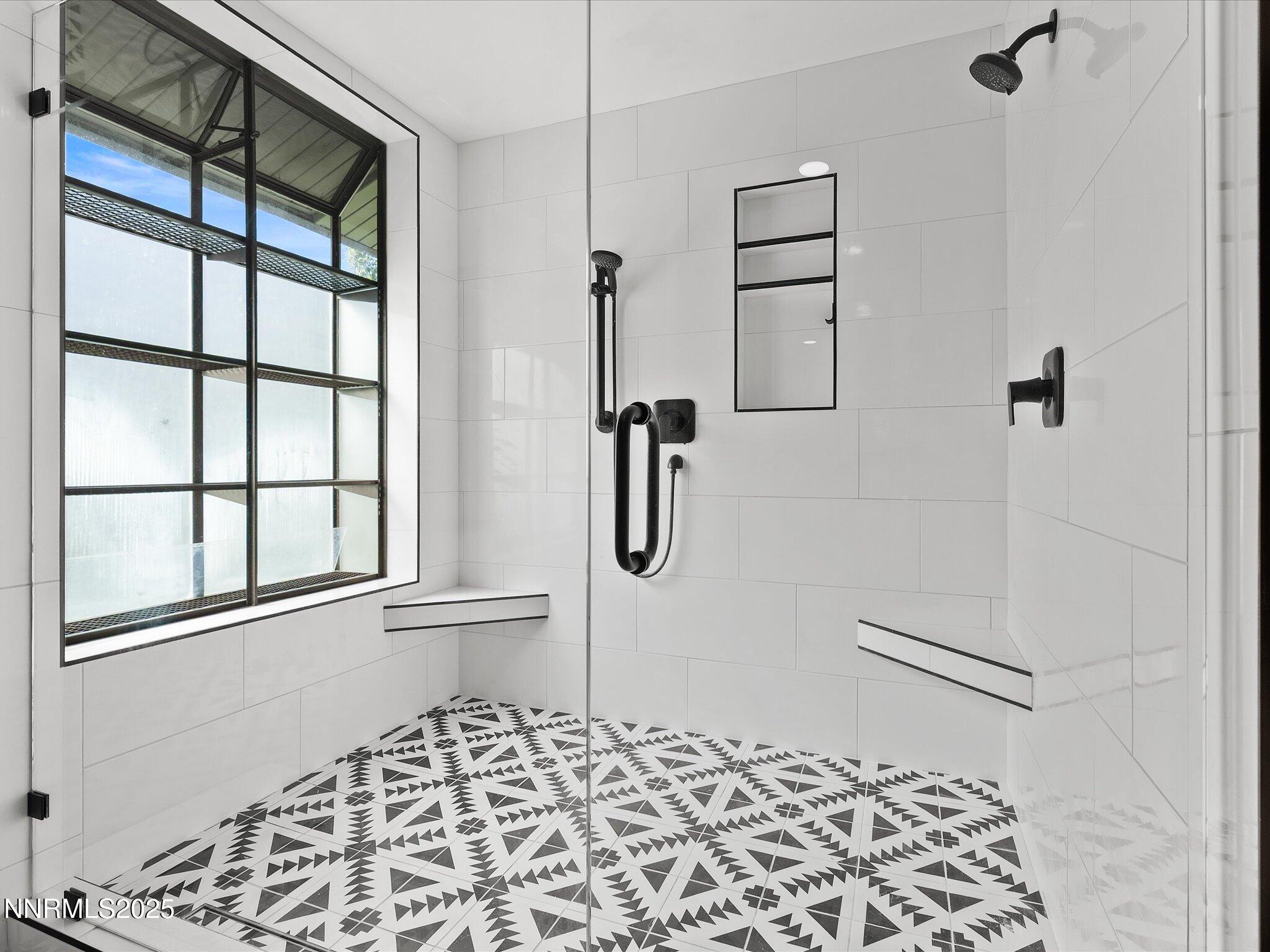 33-228 Beverly Way-132