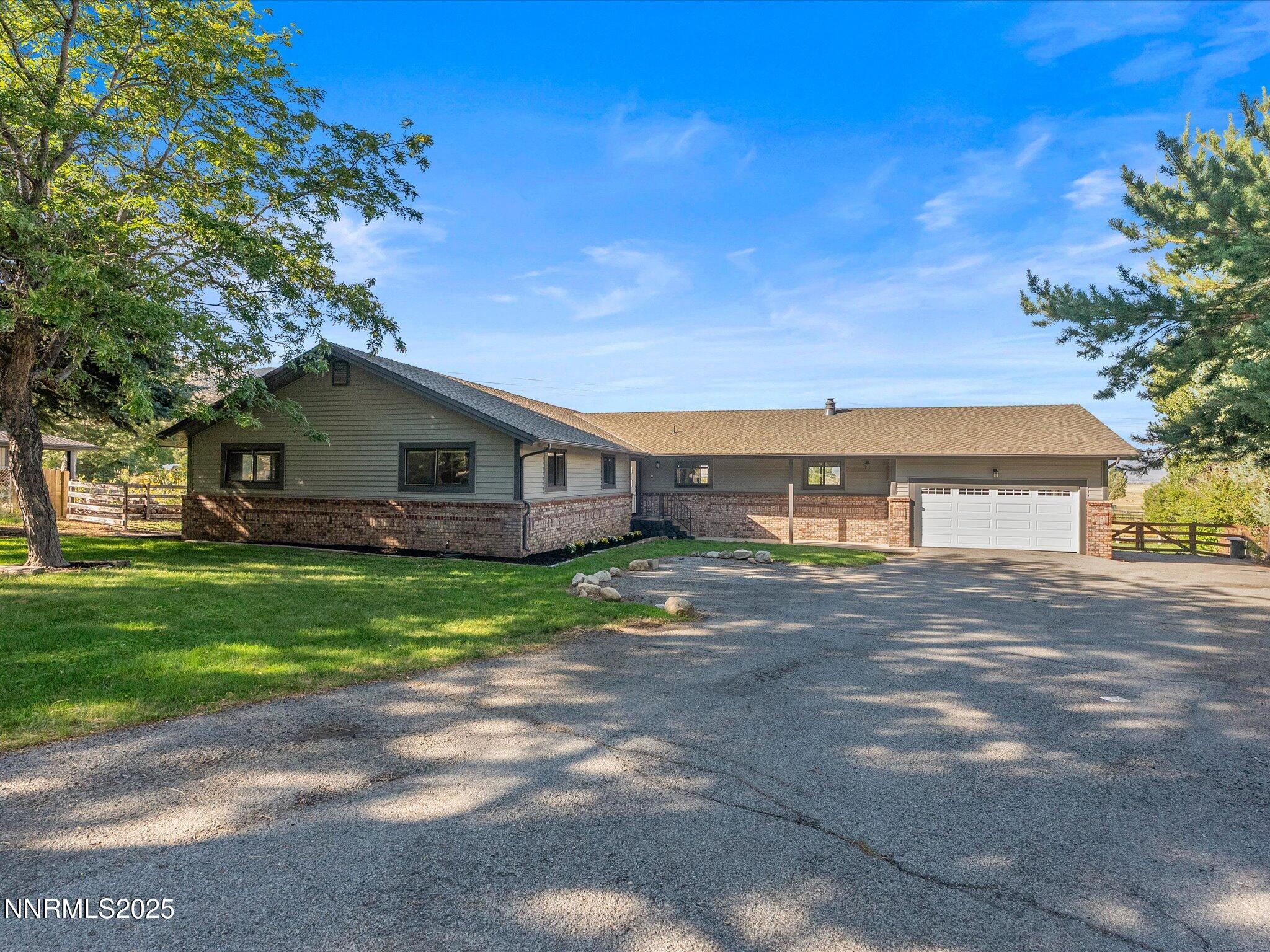 04-228 Beverly Way-102