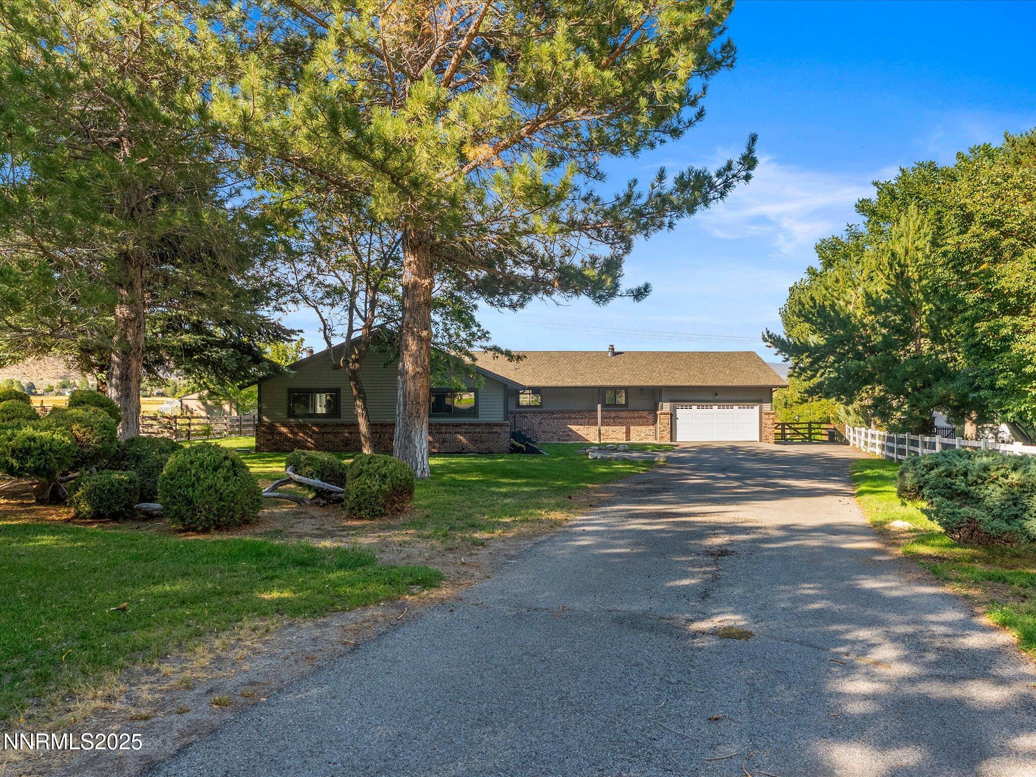 02-228 Beverly Way-103