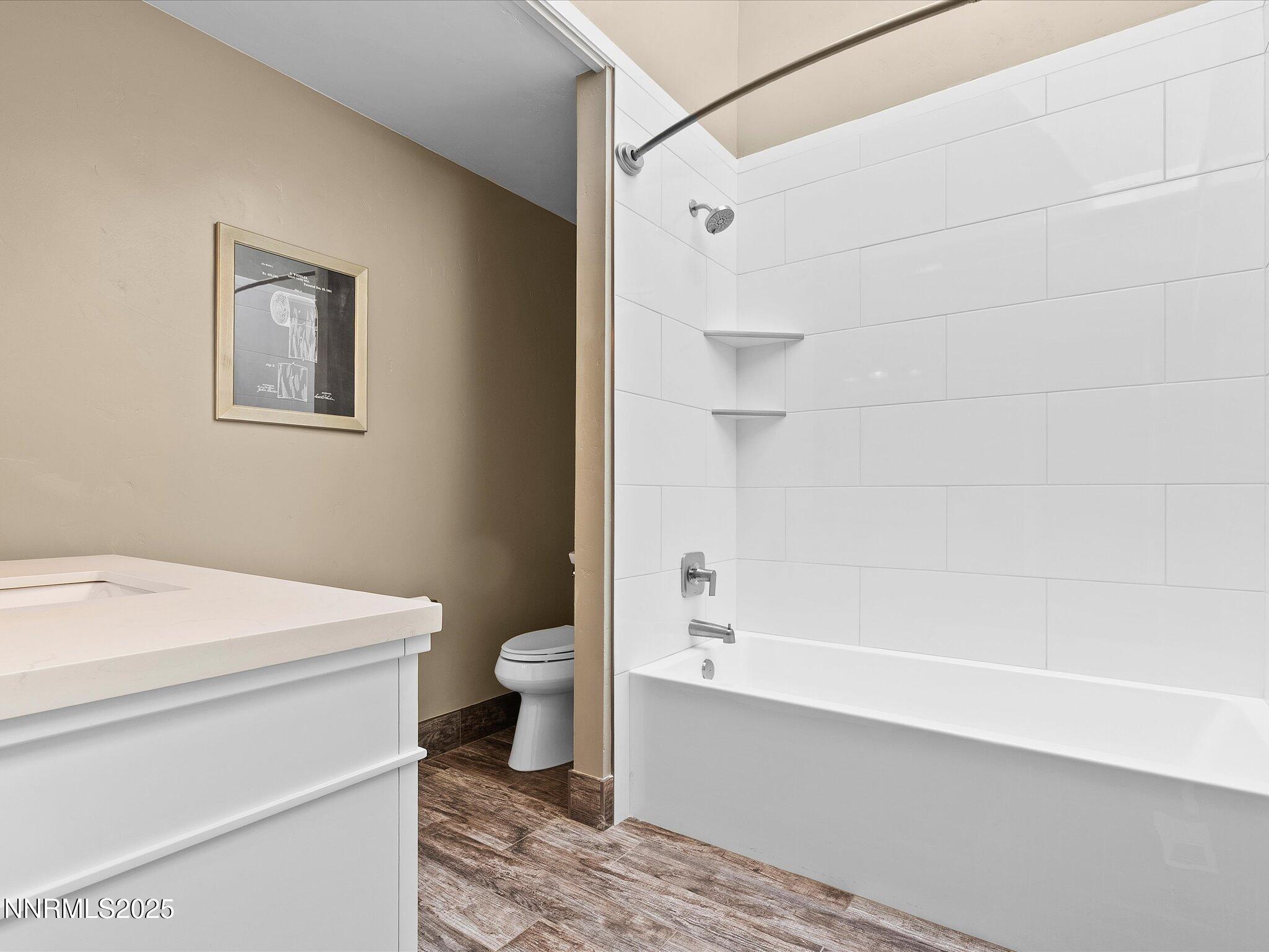 37-228 Beverly Way-136