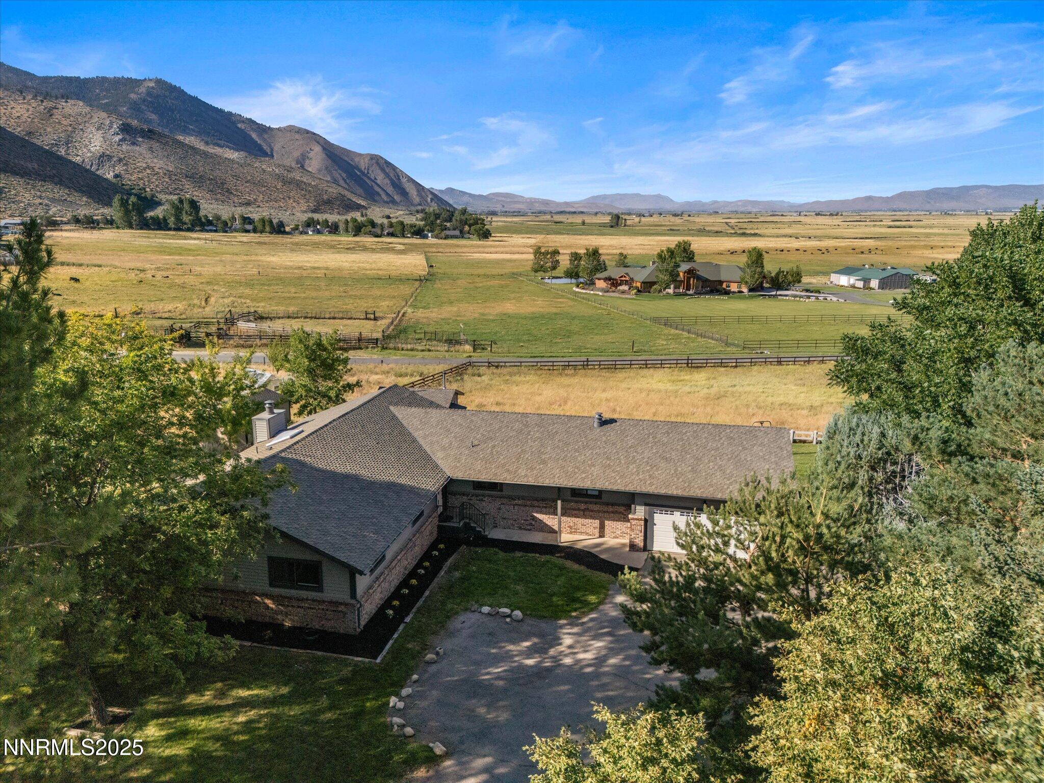 54-228 Beverly Way-153