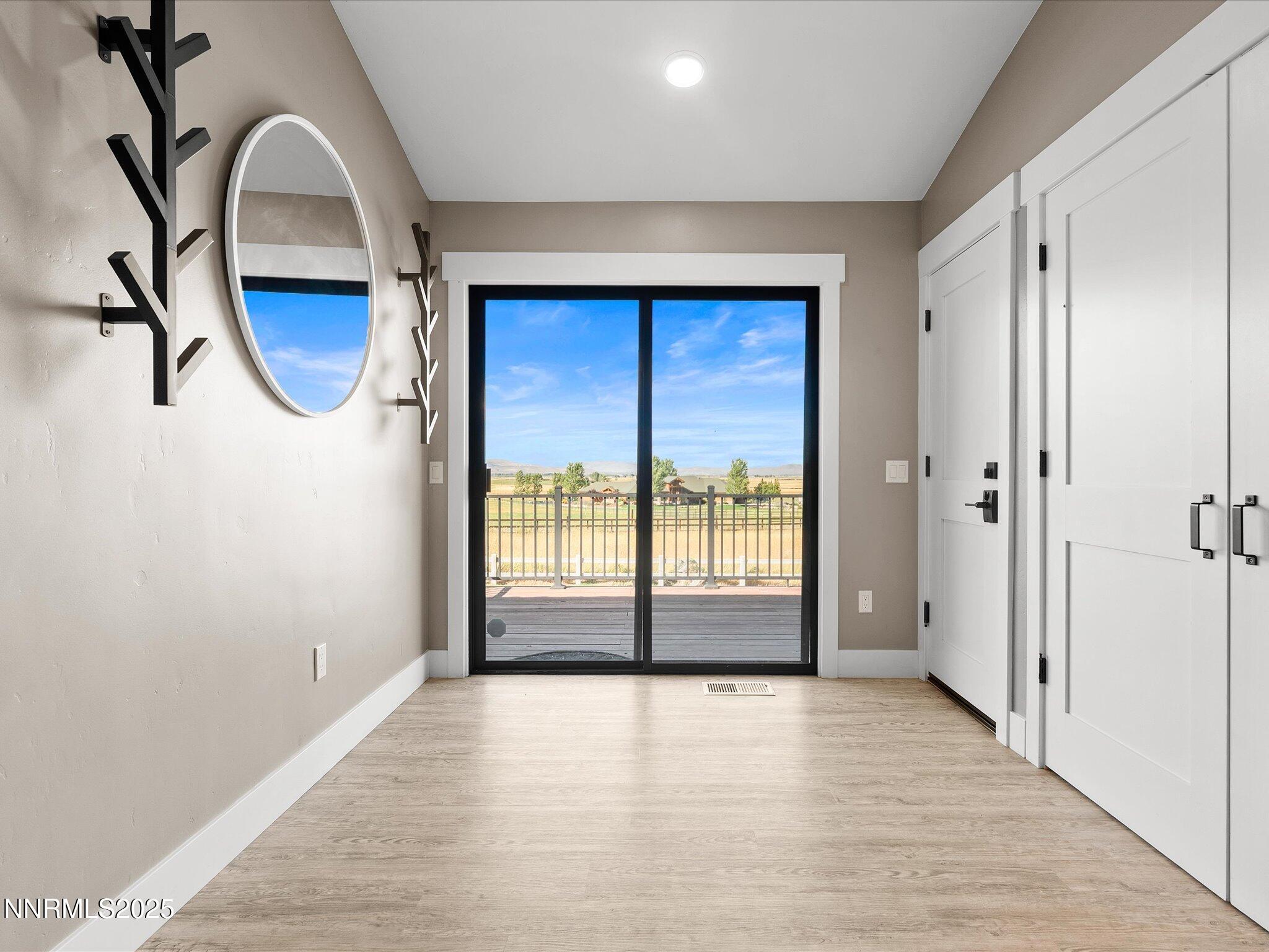 22-228 Beverly Way-121