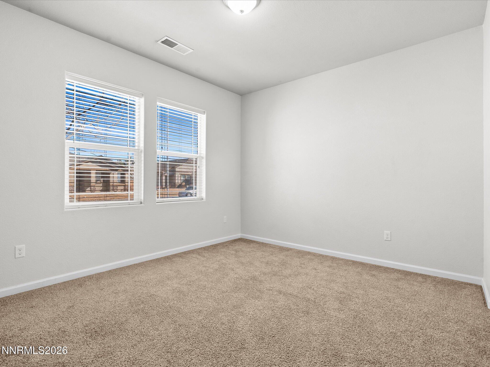 25-143 Walnut Dr-124