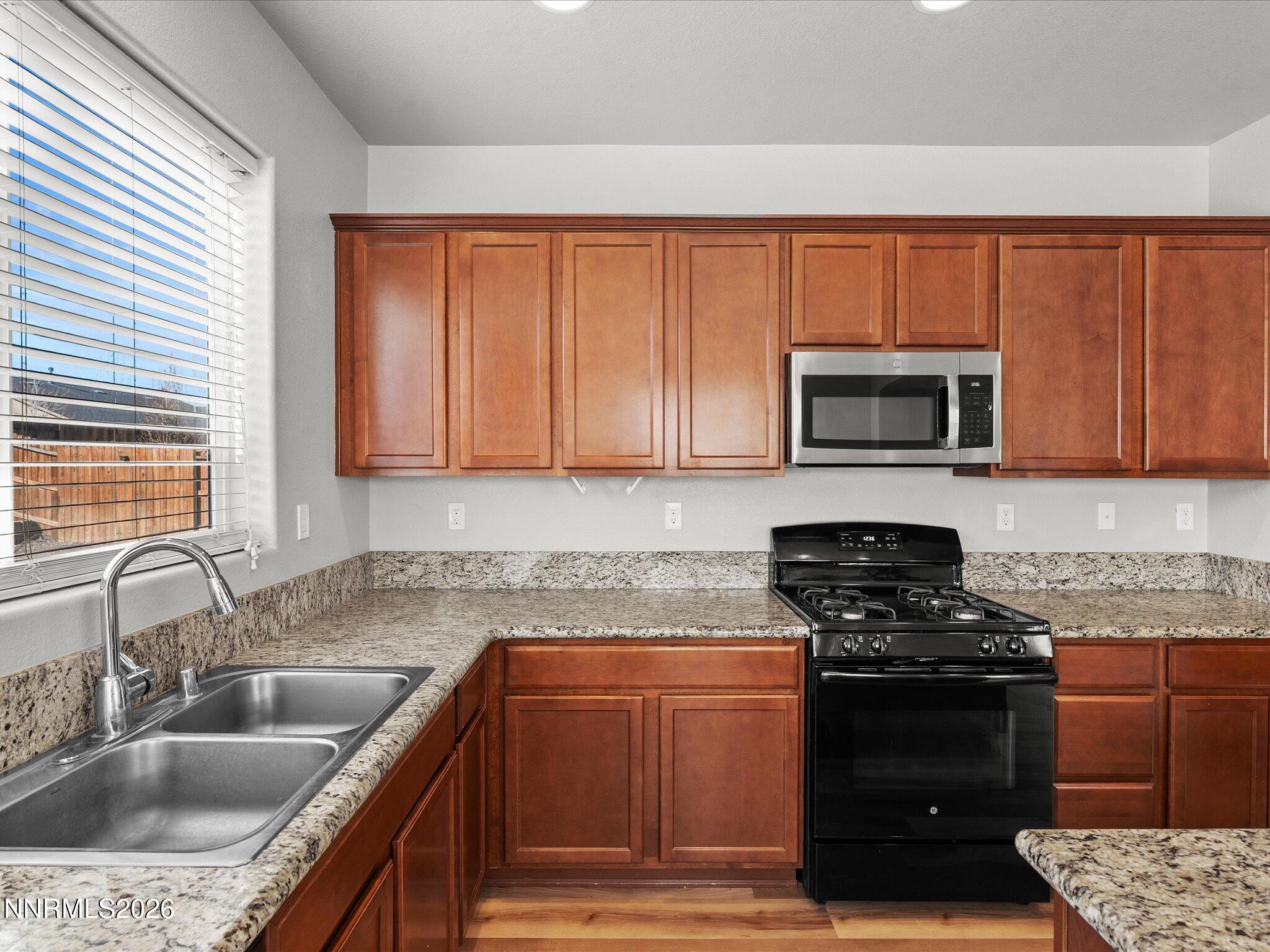 14-143 Walnut Dr-113