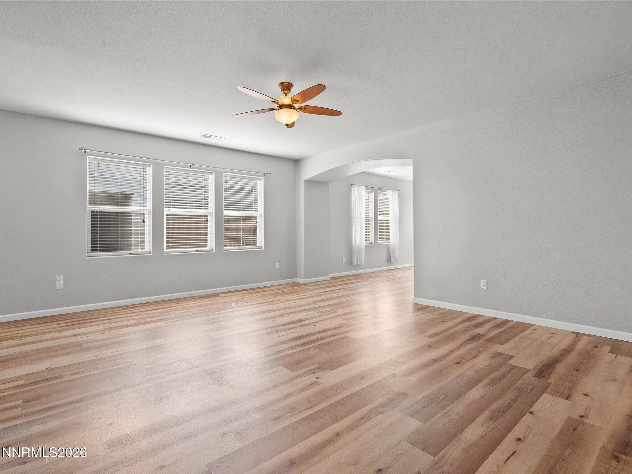 07-143 Walnut Dr-106