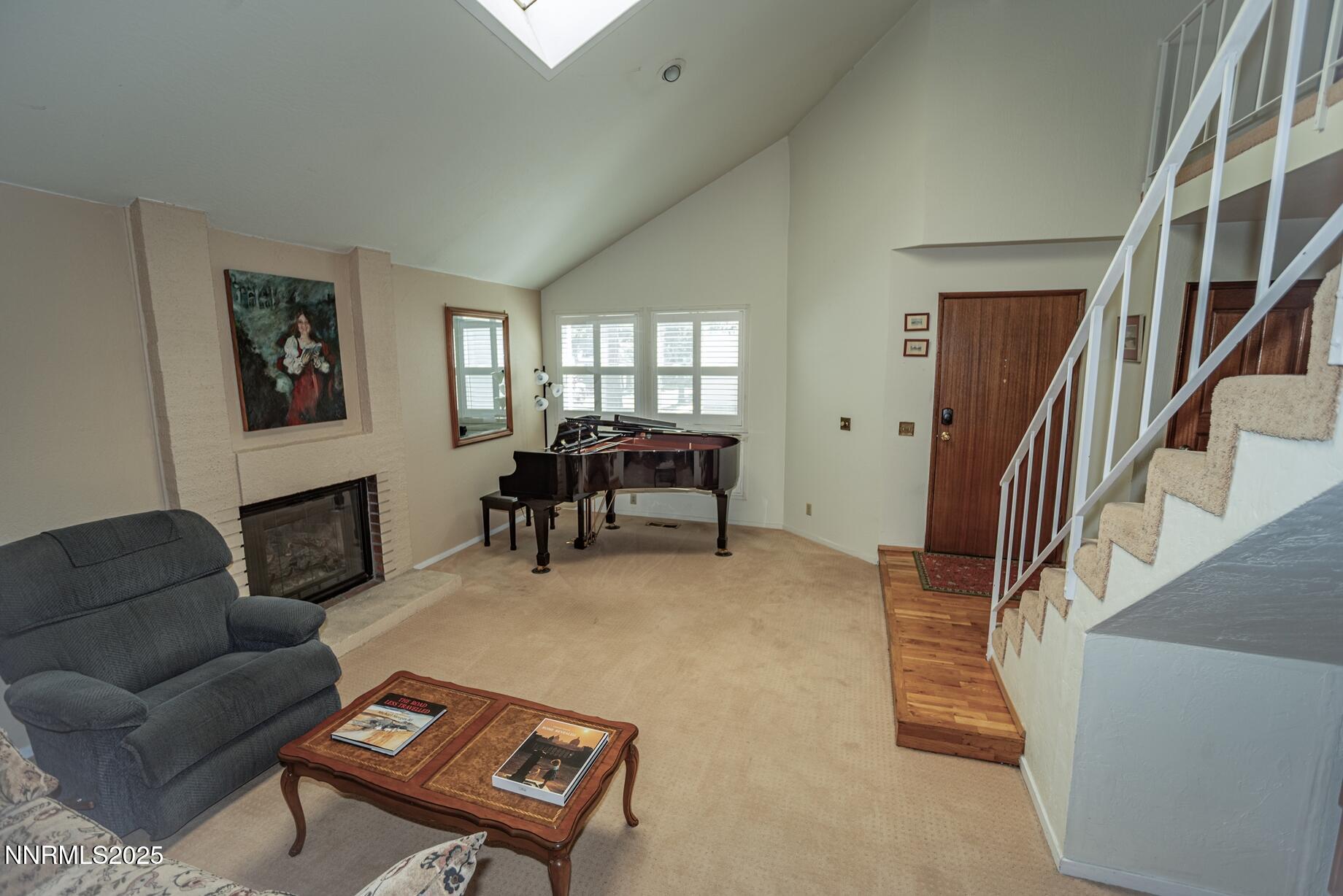 15 - Living Room III - 40796