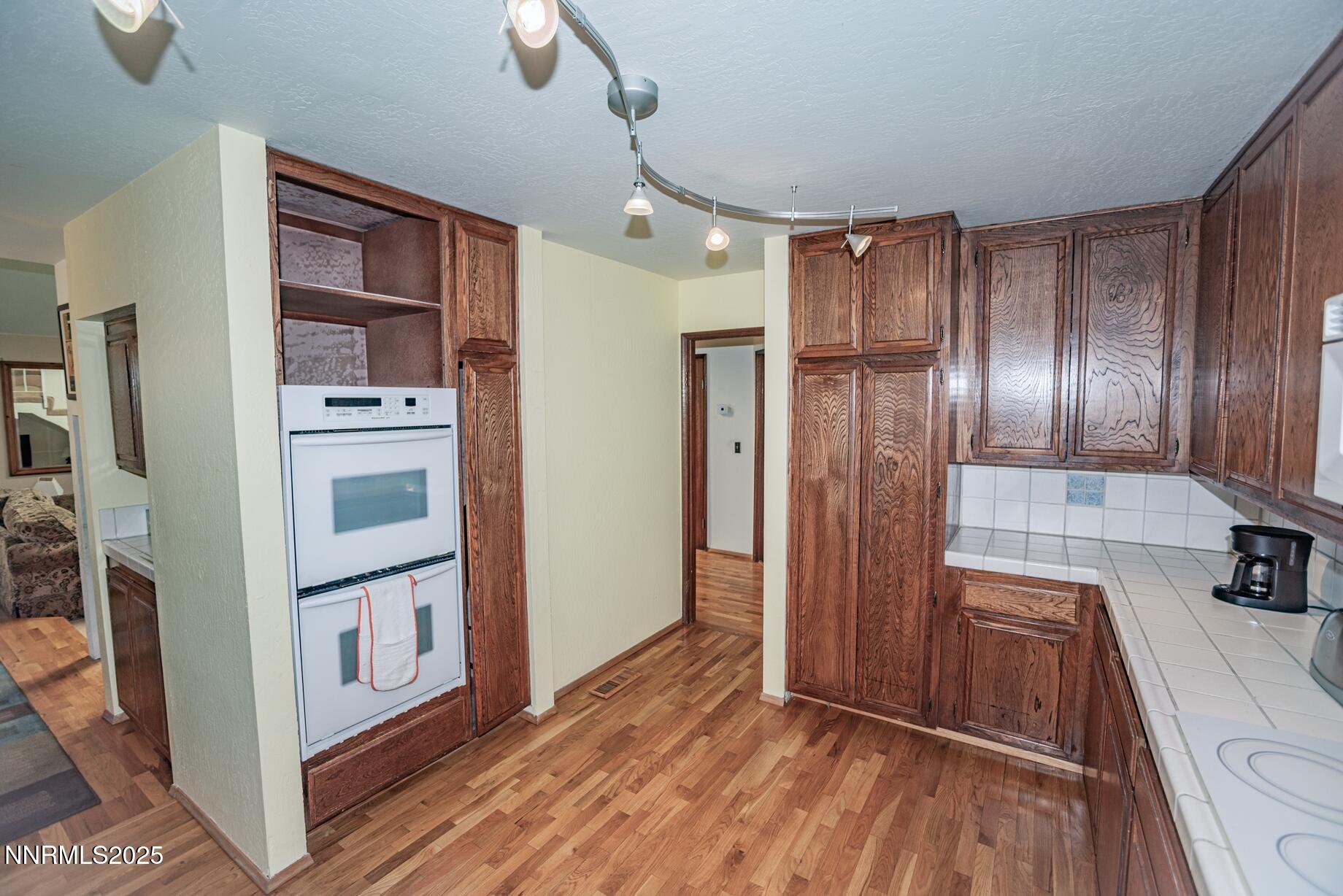 10 - Kitchen III - 40774