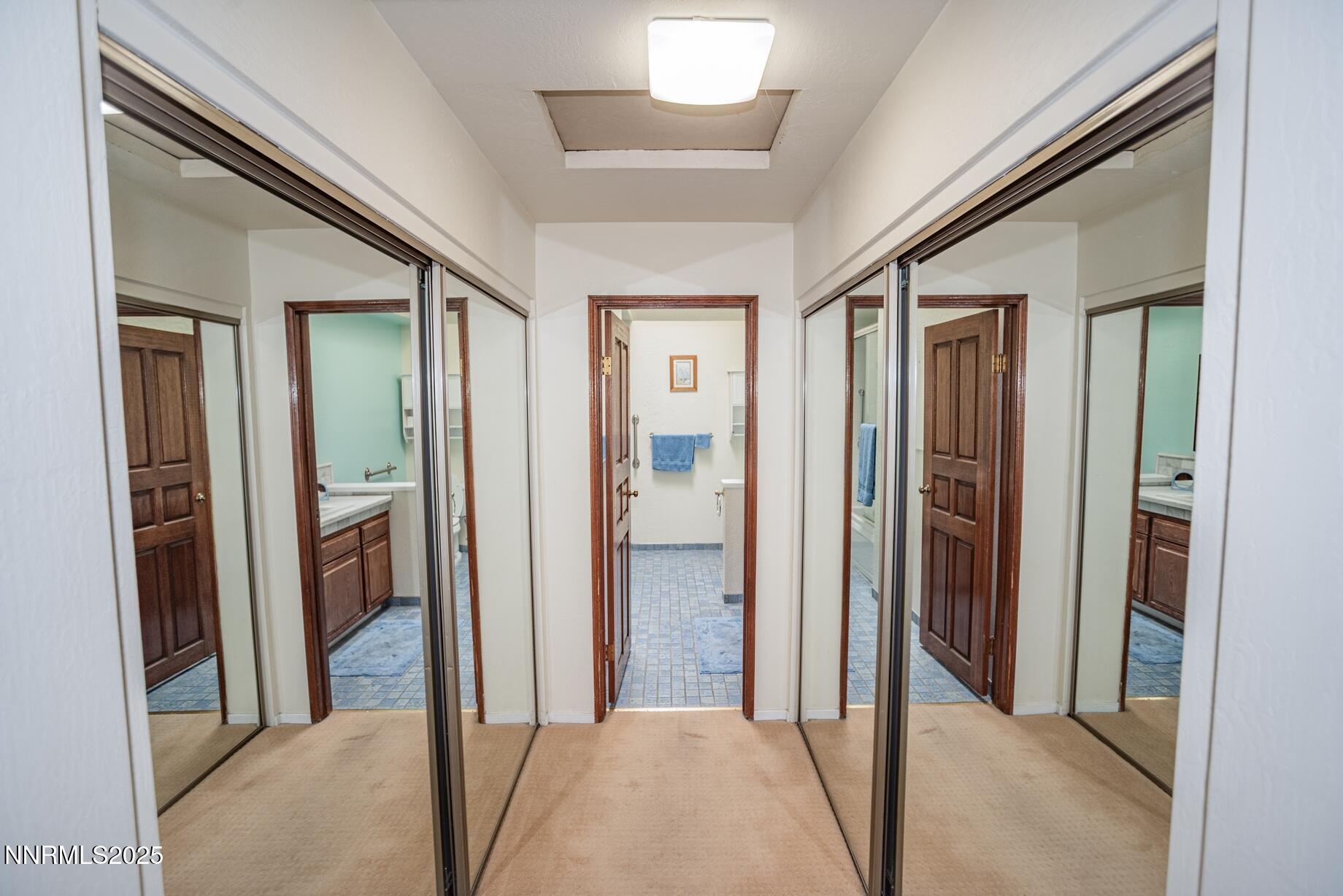 22 - Primary Bedroom Closets - 40789