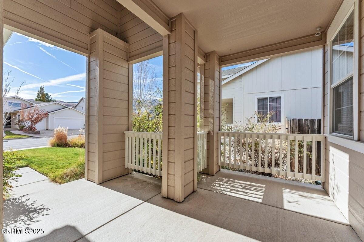 9965 Moondust Front Porch