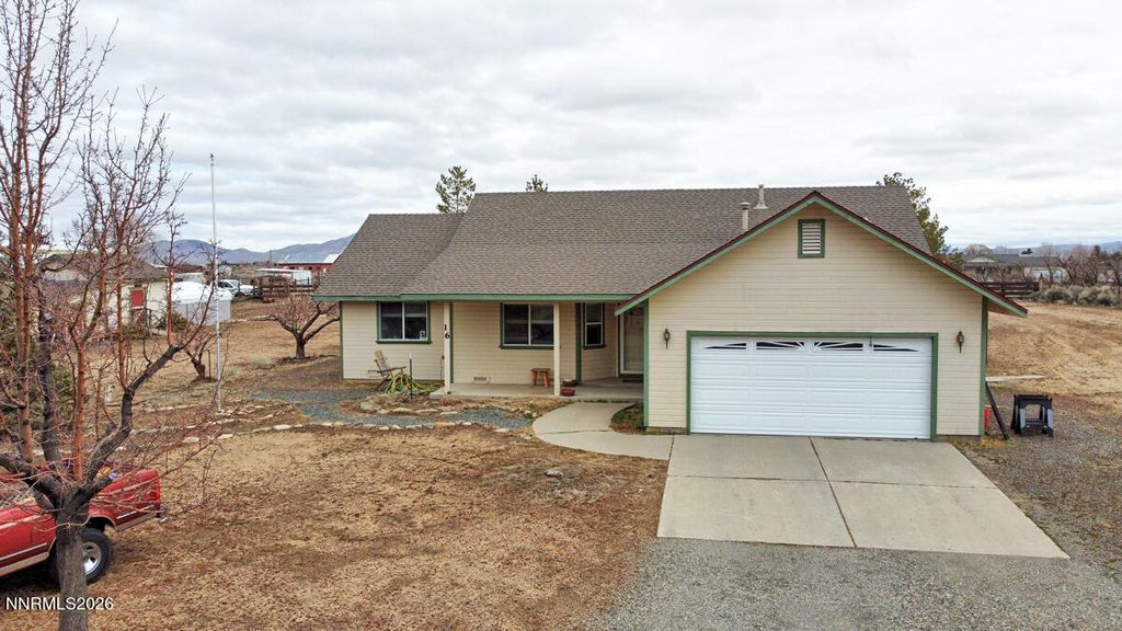 Photo of 16 Mesa Drive, Smith Valley, NV 89444 (MLS # 260001547)