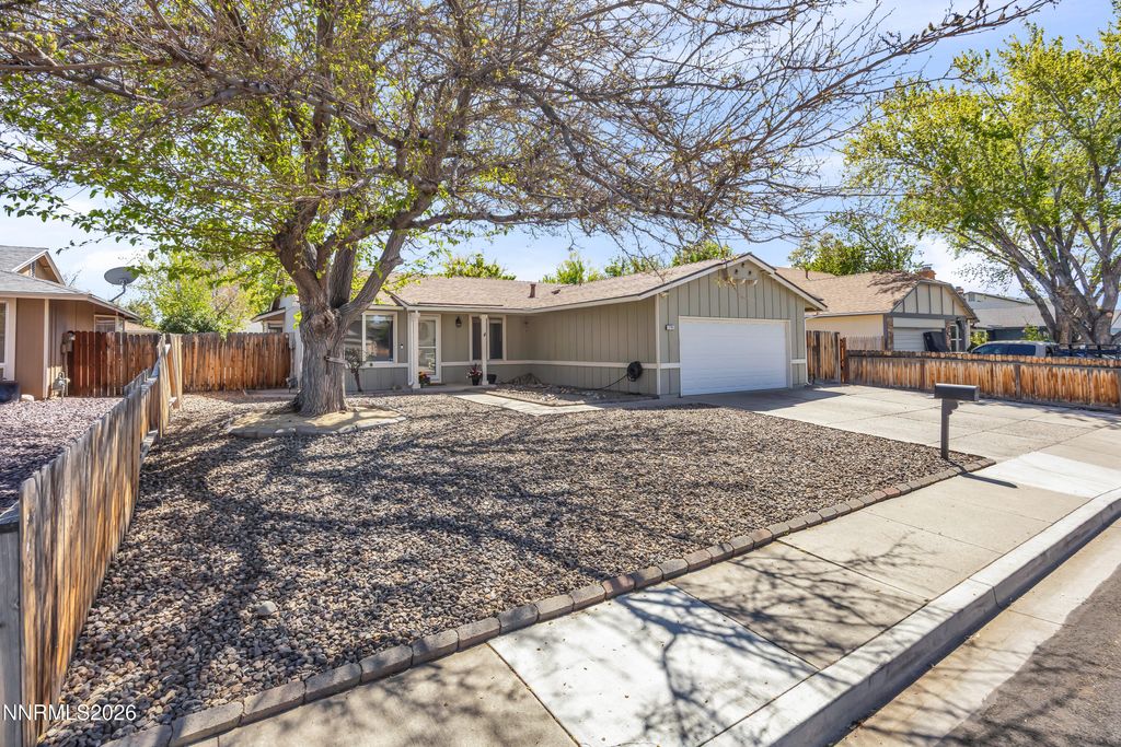 Photo of 1701 Clover Leaf Drive, Sparks, NV 89434 (MLS # 260005060)