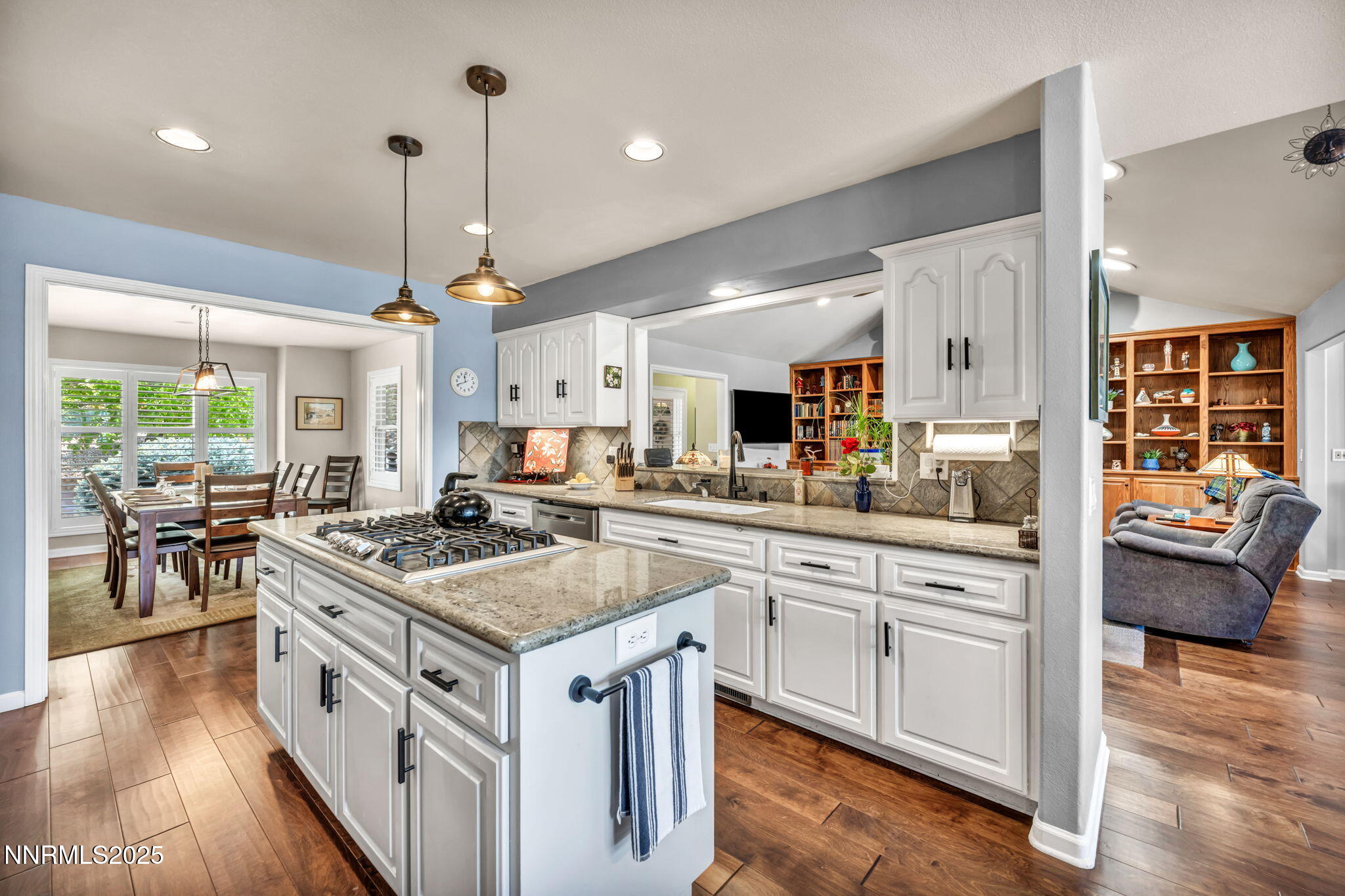 Minden, Nevada 89423, United States, 4 Bedrooms Bedrooms, ,3 BathroomsBathrooms,Residential,Active,141726