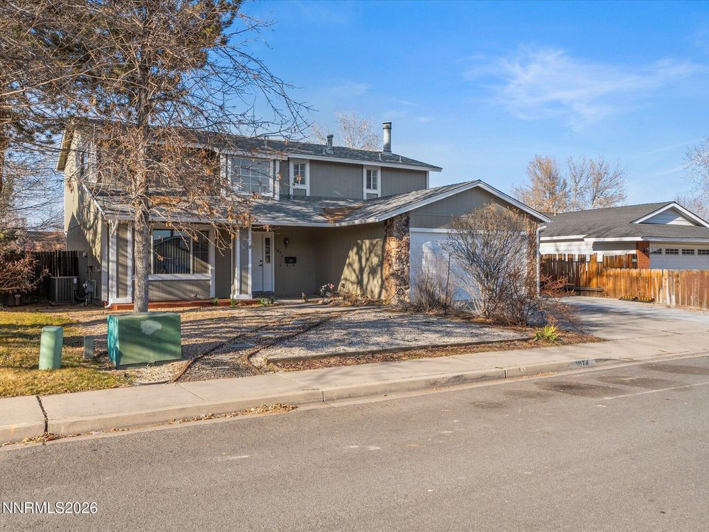 Photo of 1074 Glen Martin Drive, Sparks, NV 89434 (MLS # 260001292)