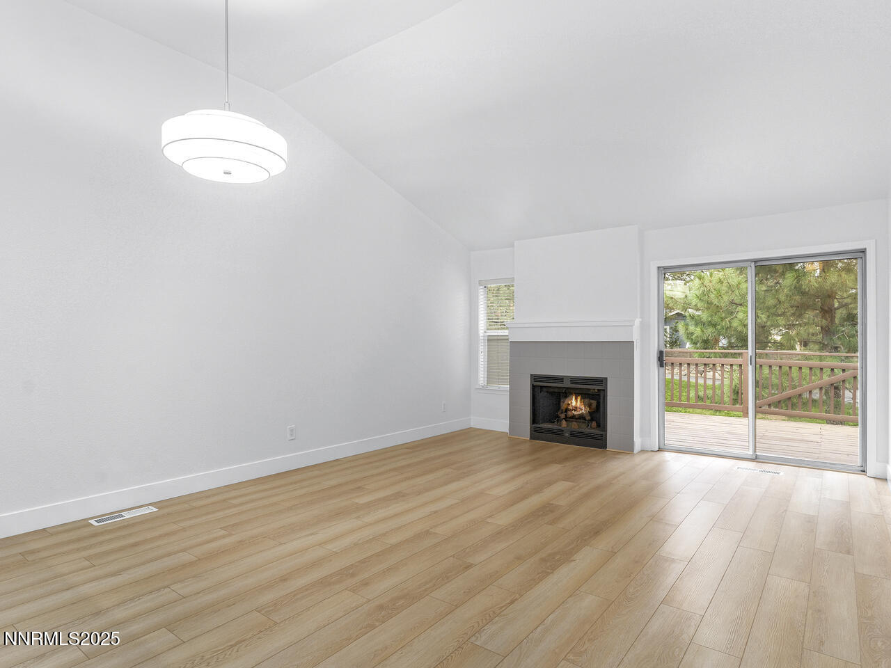 3223 Alum Creek Ct Reno NV 89509 USA-003