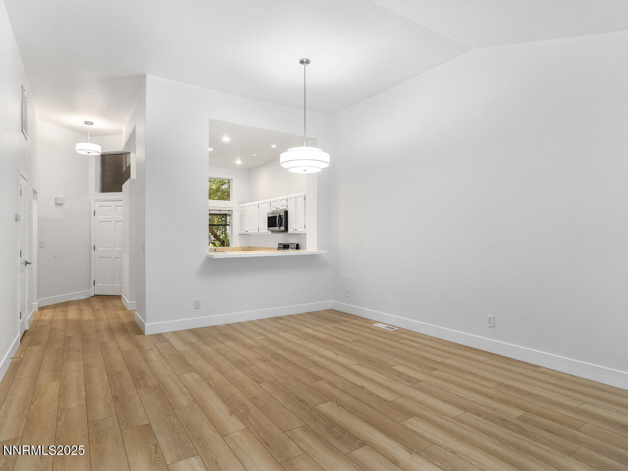 3223 Alum Creek Ct Reno NV 89509 USA-006