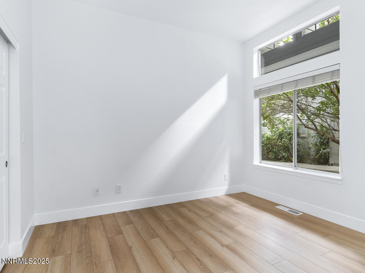 3223 Alum Creek Ct Reno NV 89509 USA-011