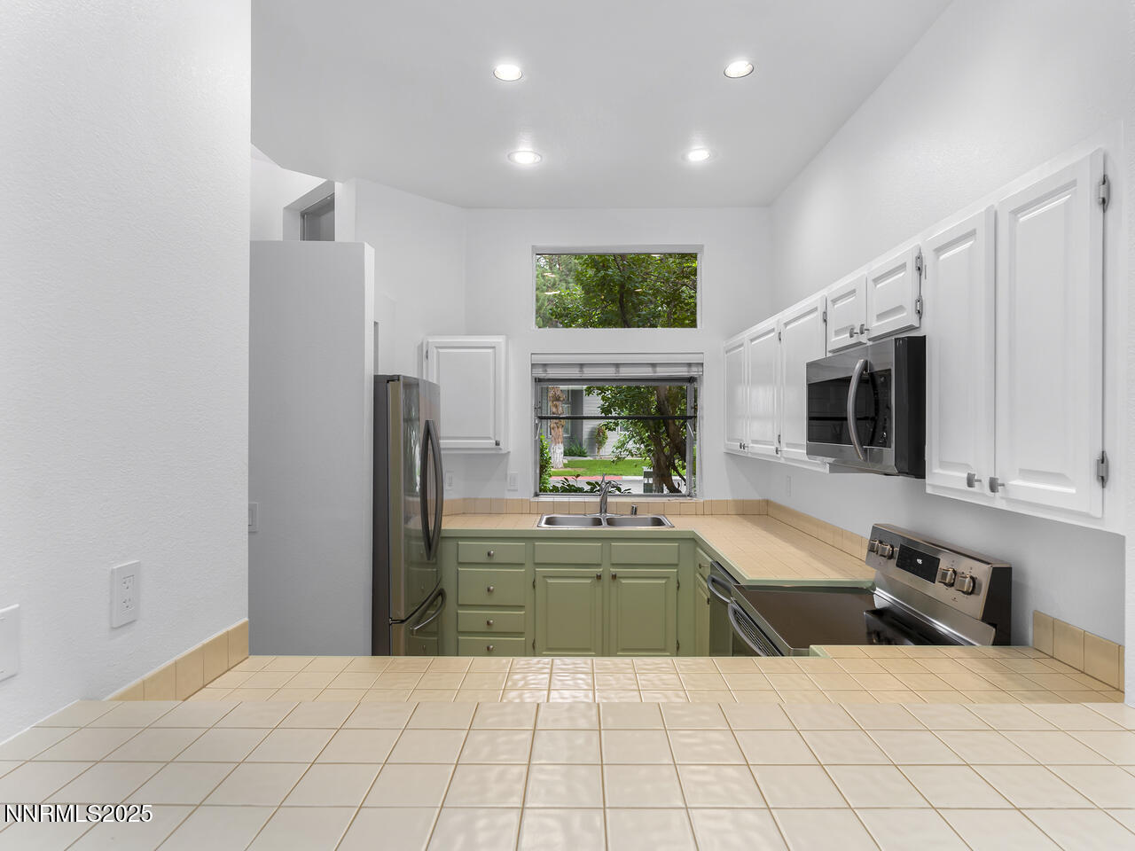 3223 Alum Creek Ct Reno NV 89509 USA-007