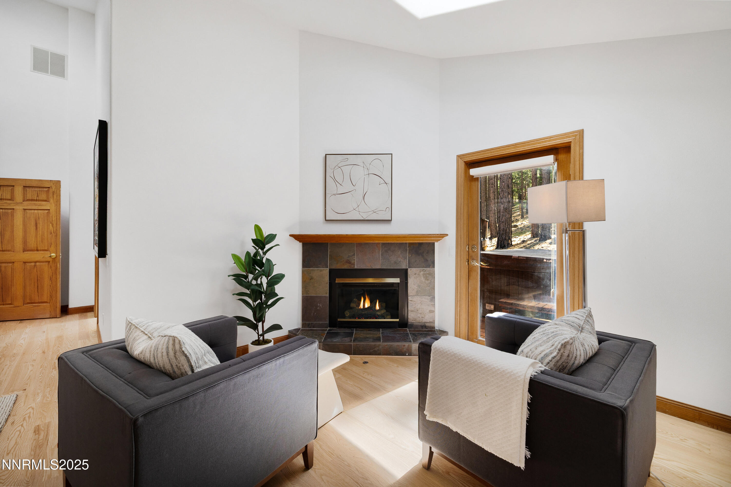 025_65-print-1745_green_ash_rd-37_100