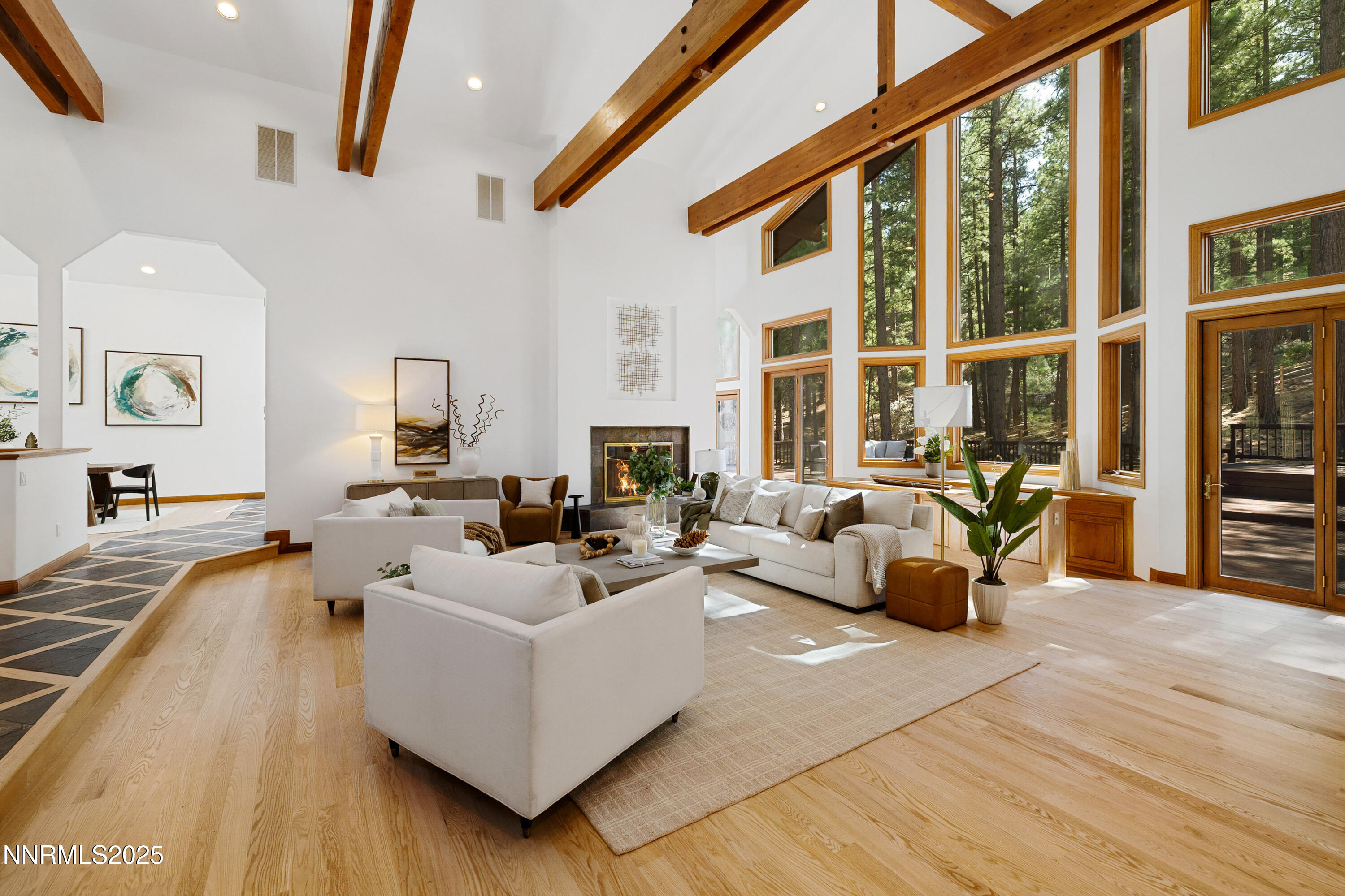 010_30-print-1745_green_ash_rd-15_394