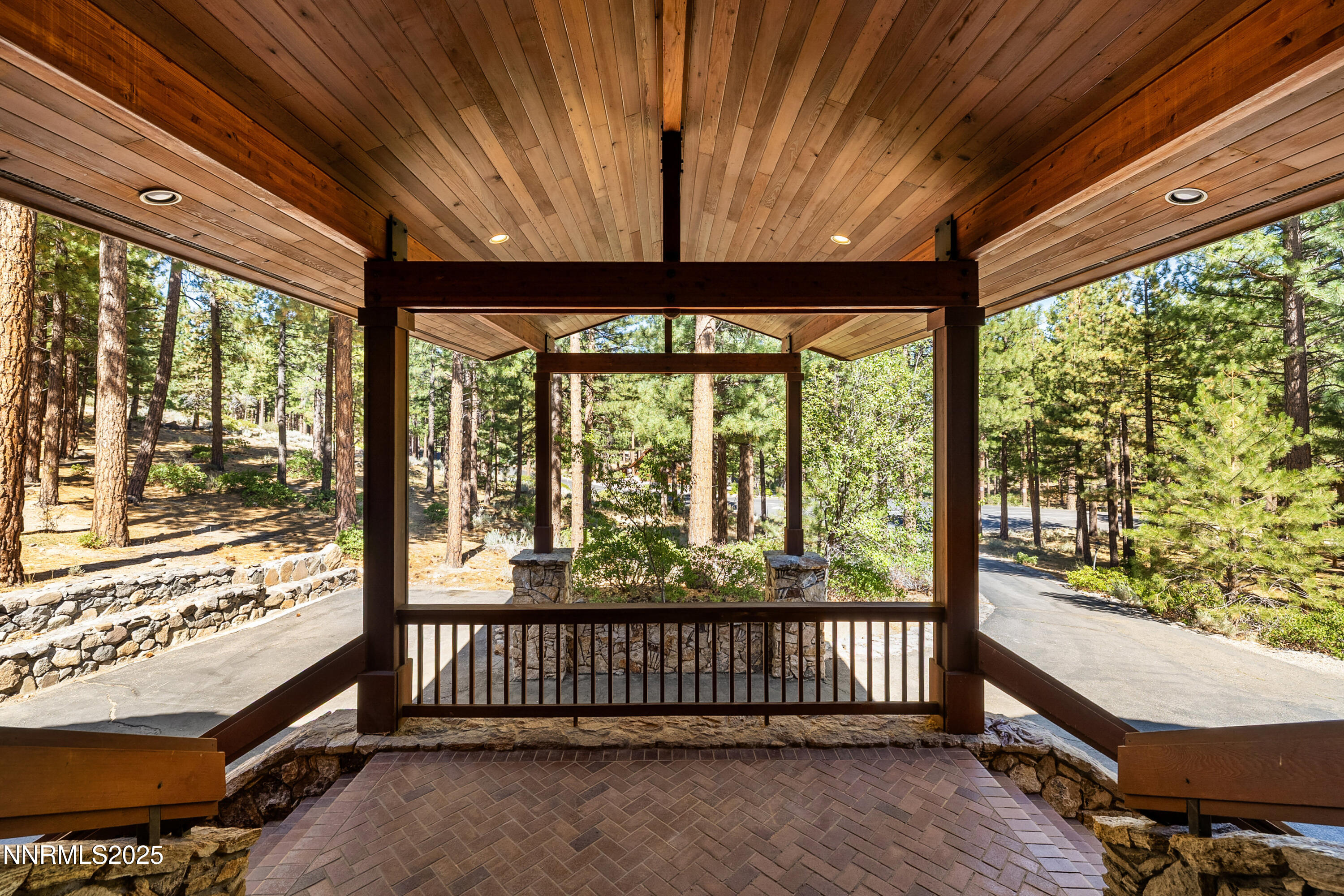 057_6-print-1745_green_ash_rd_329