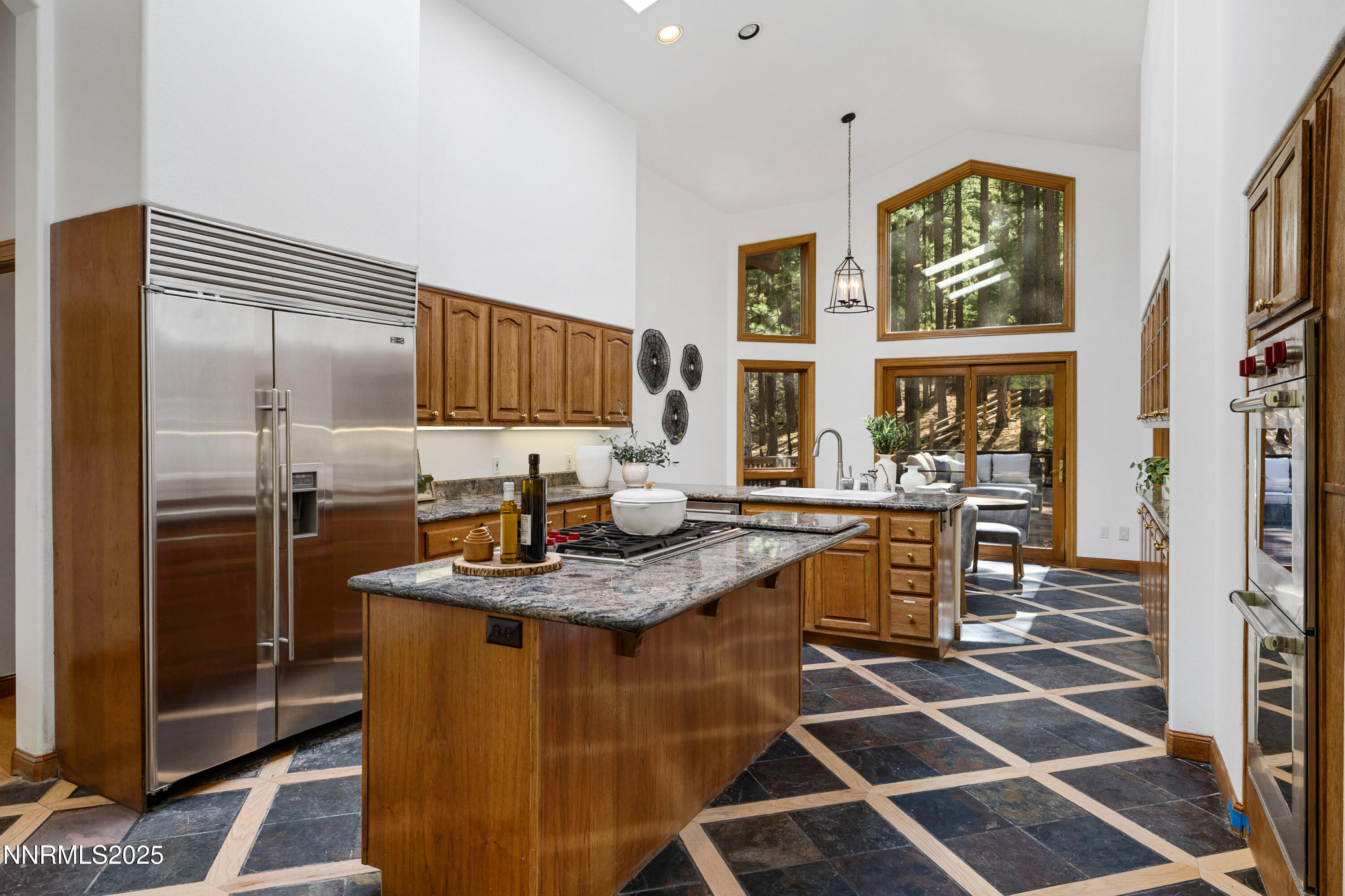 014_20-print-1745_green_ash_rd-20_915