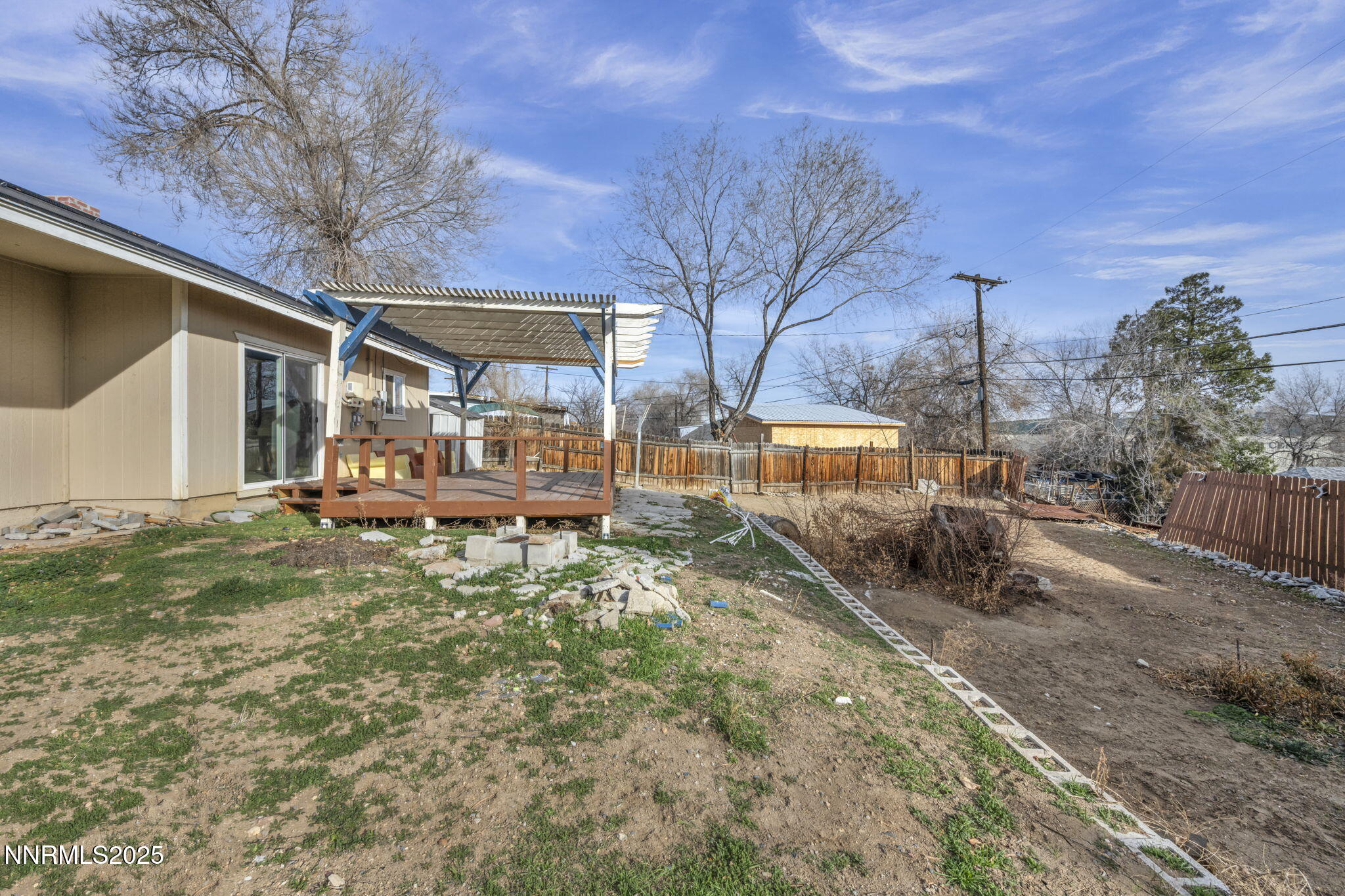 6-web-or-mls-750-southworth-dr