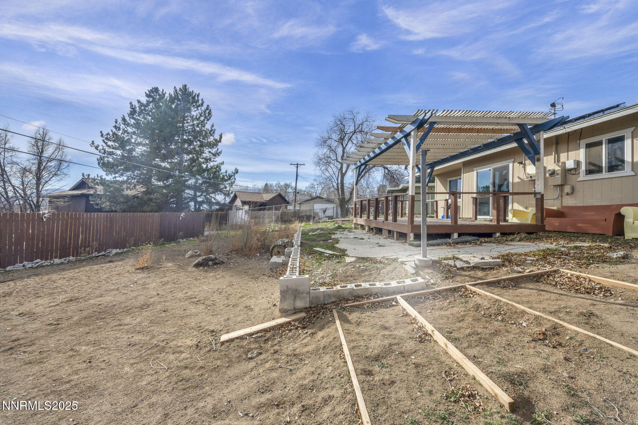 10-web-or-mls-750-southworth-dr