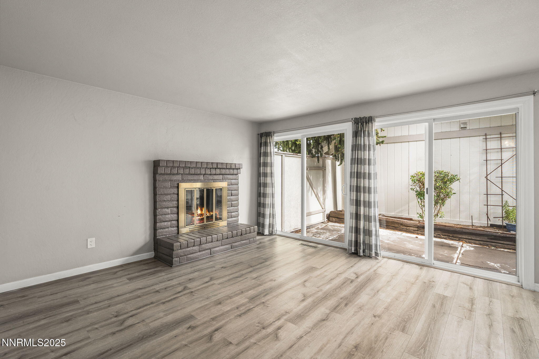 9-web-or-mls-_DSC8990