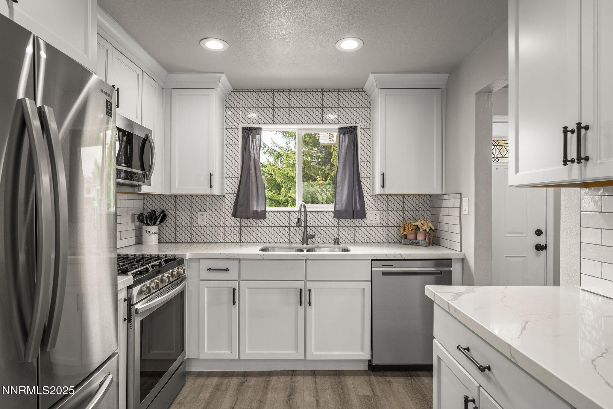 14-web-or-mls-_DSC9018