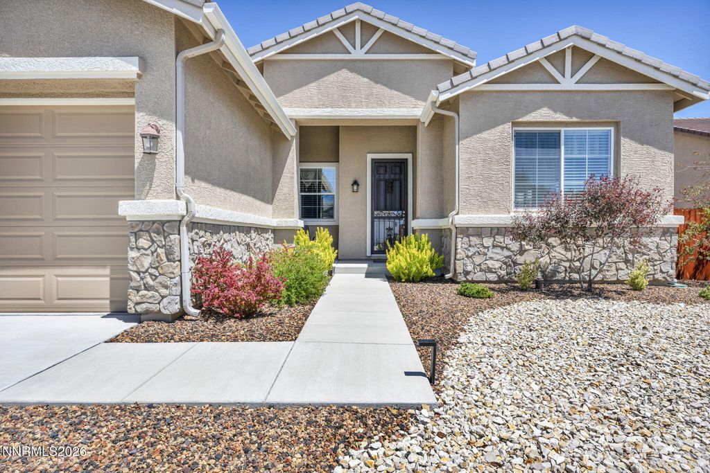 Photo of 124 Maze Avenue, Dayton, NV 89403 (MLS # 260006208)